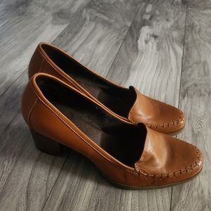 Nwot Timberland Round Toe Causal Pumps Chestnut Leather size 8M